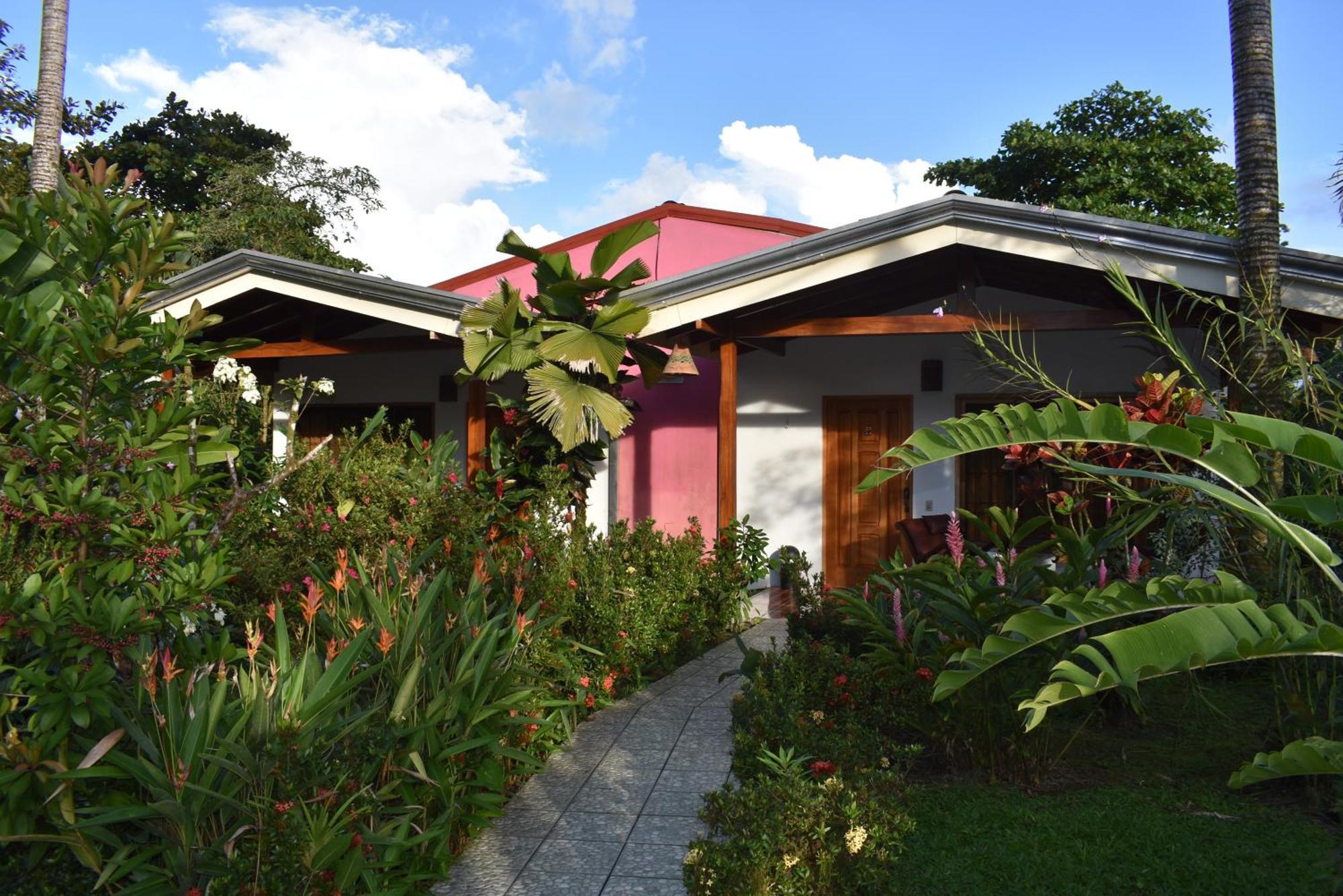 Hotel Roca Negra Del Arenal La Fortuna Exterior foto