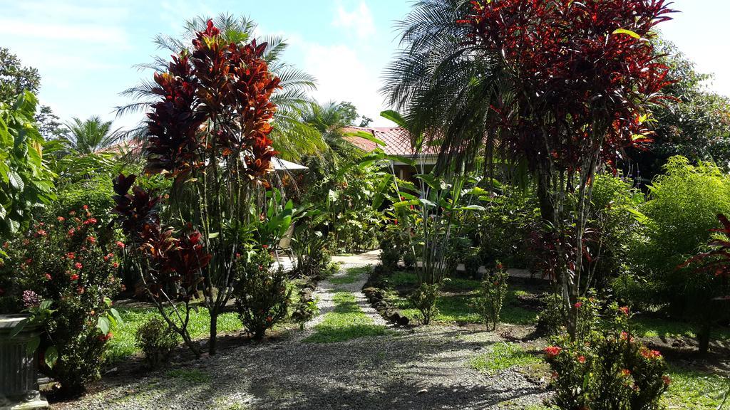 Hotel Roca Negra Del Arenal La Fortuna Exterior foto